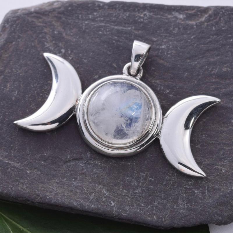 Naszyjniki I Wisiorki Sztuczna Biżuteria Labradorite Heart - Moonstone Triple Moon Pendant Naszyjniki I Wisiorki Sztuczna Biżuteria Labradorite Heart - Moonstone Triple Moon Pendant