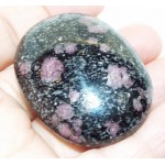 Spinel In Matrix Palmstone Pebble 8