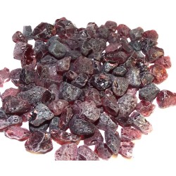 1 x Rhodolite Garnet Raw Gemstone