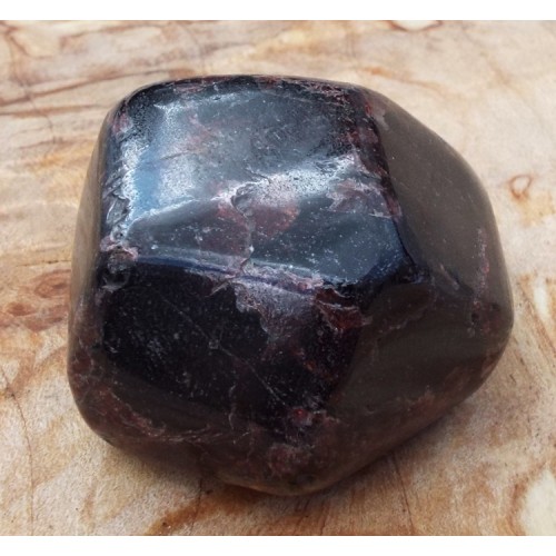 Garnet Nugget 01