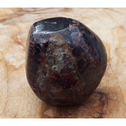 Garnet Nugget 03