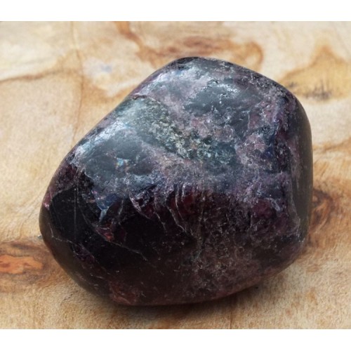 Garnet Nugget 05