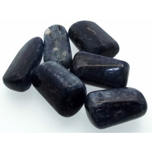 1 x Large Kyanite Tumblestone