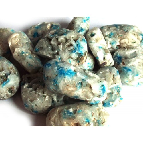 1 x Medium Cavansite Pebble Tumblestone