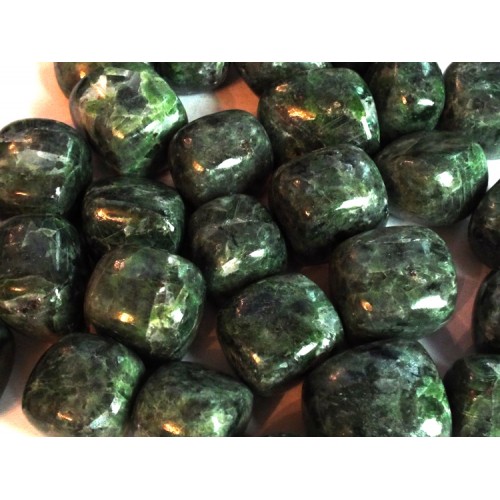 1 x Chrome Diopside Tumblestone 