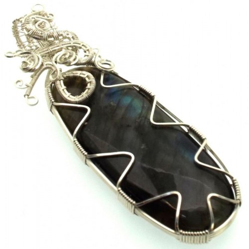 Labradorite Gemstone Silver Plated Wire Weave Pendant 22