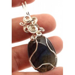 Labradorite Gemstone Silver Filled Wire Wrapped Pendant 09